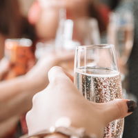 Mittelklasse-Alkoholikerin: Zwei bis drei Flaschen Prosecco – jeden Abend