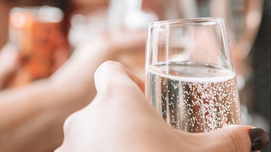 Mittelklasse-Alkoholikerin: Zwei bis drei Flaschen Prosecco – jeden Abend