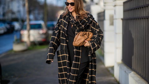 Mäntel mit Karomuster: So stylt ihr die angesagten Modelle im Herbst