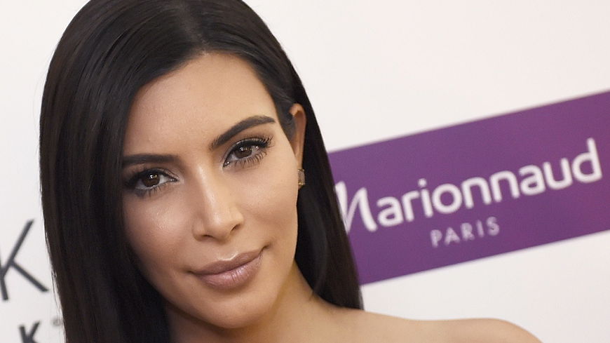 Kim Kardashian macht Leggings wieder salonfähig!