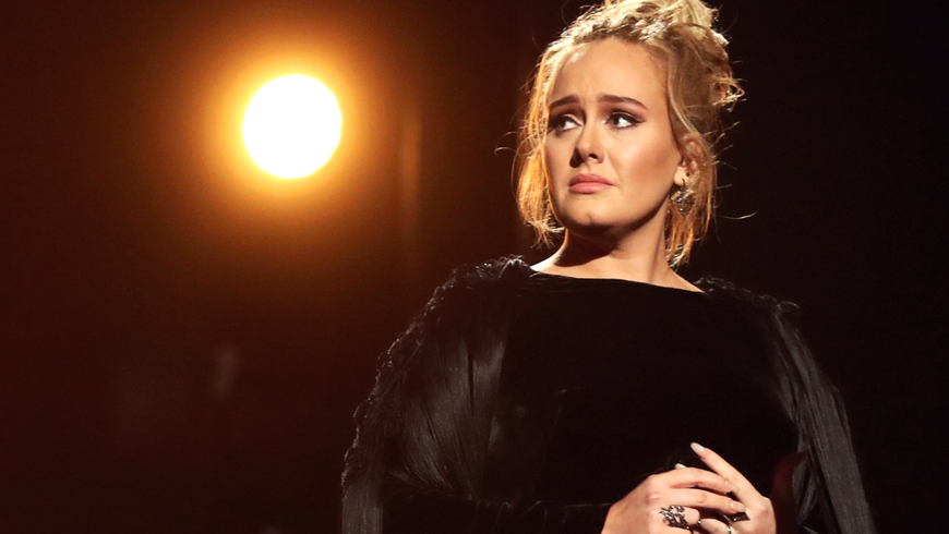 Adele: Tränenreiches Geständnis an ihre Fans