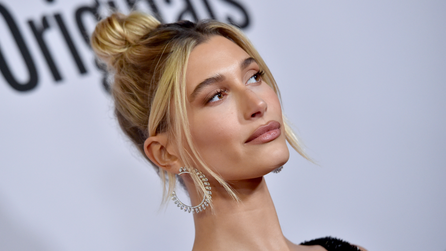 Hosen-Trends 2022: Hailey Bieber trägt die beste Leggings – für Sport und Freizeit