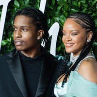 Schuh-Trends 2022: Rihanna zeigt, welche luftigen Heels schon jetzt ein Must-have sind