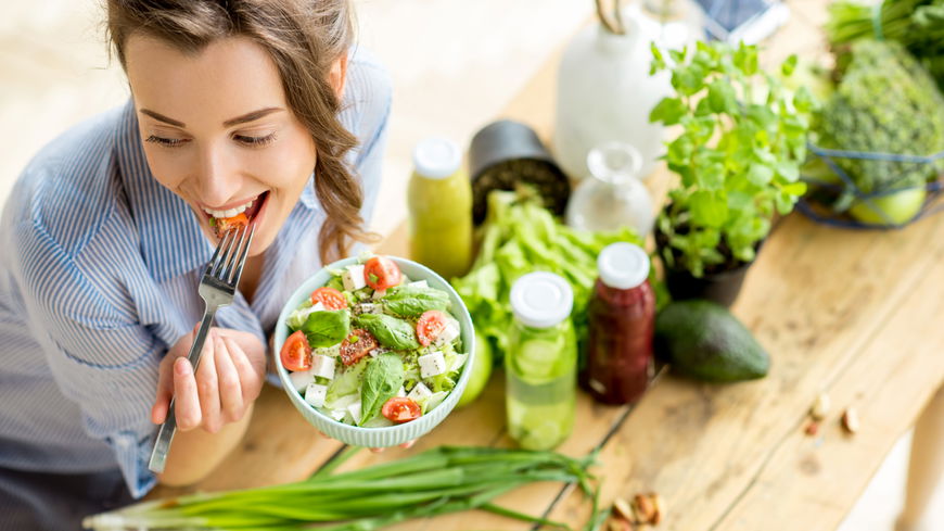 Mittagessen unter 800 Kalorien: Diese Rezepte sorgen für eine schlanke Linie