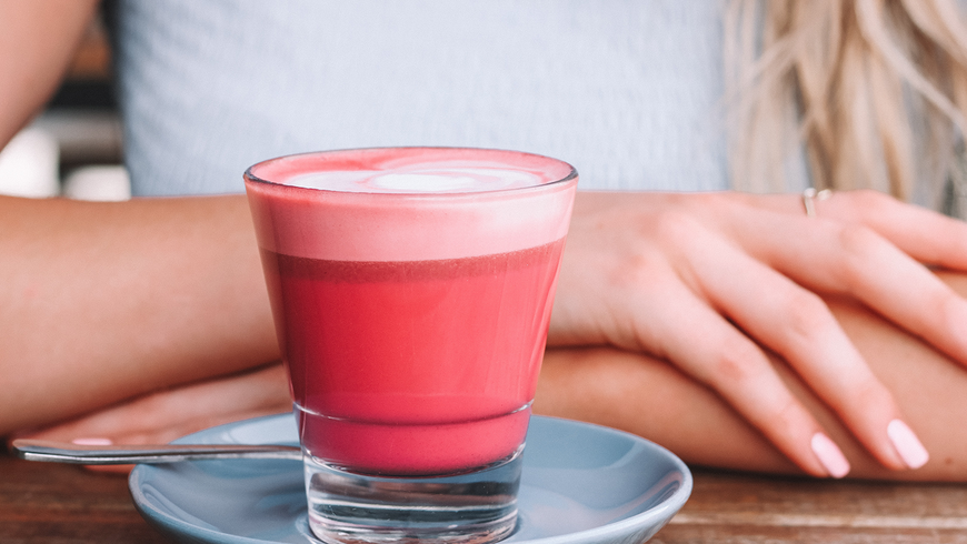 Rote Beete-Latte: Dieser Kaffee kurbelt den Stoffwechsel an