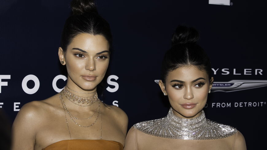 Juhu! Wir können jetzt mit Kendall und Kylie telefonieren