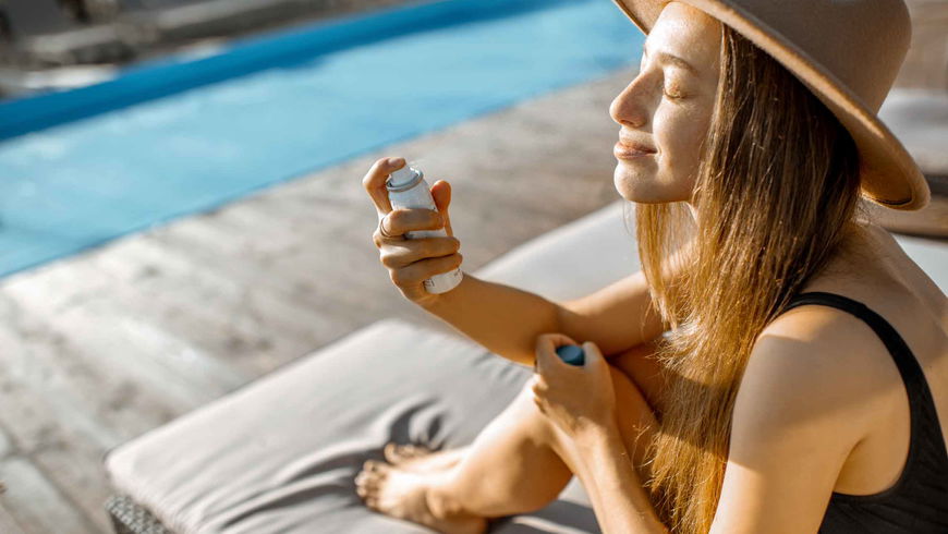 Thermalspray: Auf dieses Produkt schwören alle Frauen mit schöner Haut bei Hitze