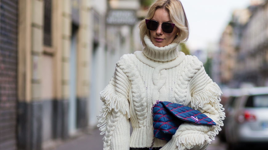 Winter-Trends 2022: 4 Pullover, die jedes Outfit richtig hochwertig aussehen lassen