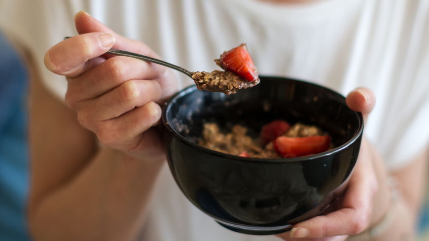 Frauen ab 50: Das ist das perfekte Frühstück, um die Pfunde zum Purzeln zu bringen