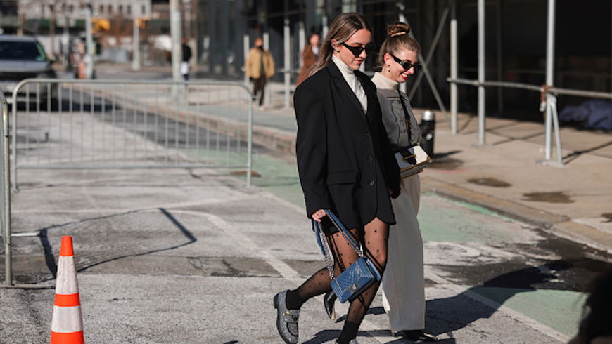 Mode-Outfits 2022: 4 Basics, die alle New Yorkerinnen besitzen