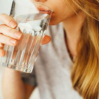Wasser: So viel musst du trinken, um abzunehmen