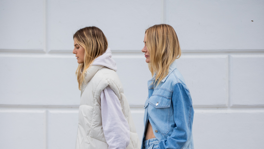 Mode-Outfits 2022: Diese Sneaker von Tamaris tragen im Frühjahr alle