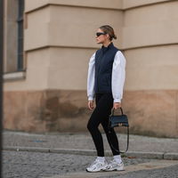 Mode-Trends 2022: Diese reduzierte Hose schmeichelt jeder Figur