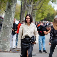 Herbst-Trend 2021: Das beste Oberteil für Frauen mit großen Brüsten