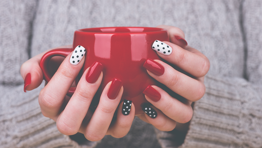 7 Nagellack-Hacks, die dein Leben verändern werden!