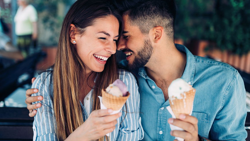 Attraktive Frauen: Diese Dinge würden sie niemals beim Date tun
