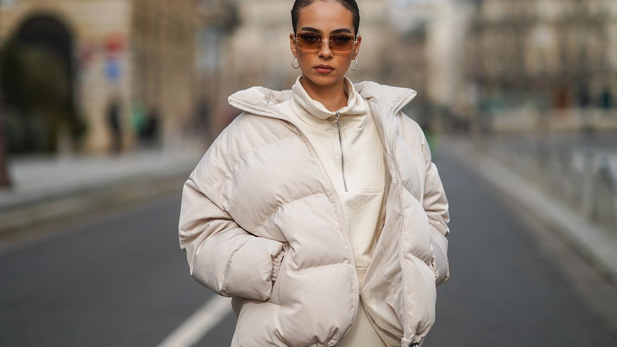 Mode-Trends 2022: Diese günstige Daunenjacke ist total beliebt