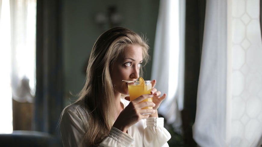 Abnehmen: Trinkst du Orangensaft vor dem Schlafengehen, purzeln die Pfunde nicht