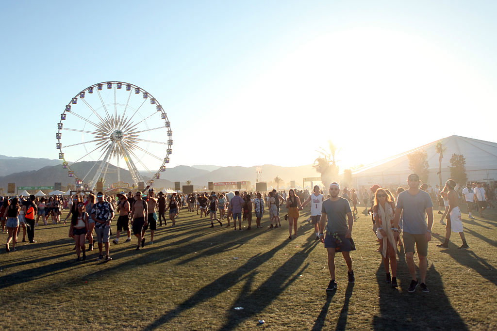 Das Coachella-Gelände bei Sonnenuntergang