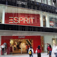 Kleider-Trends 2022: Diese 5 Modelle von Esprit solltet ihr jetzt unbedingt shoppen