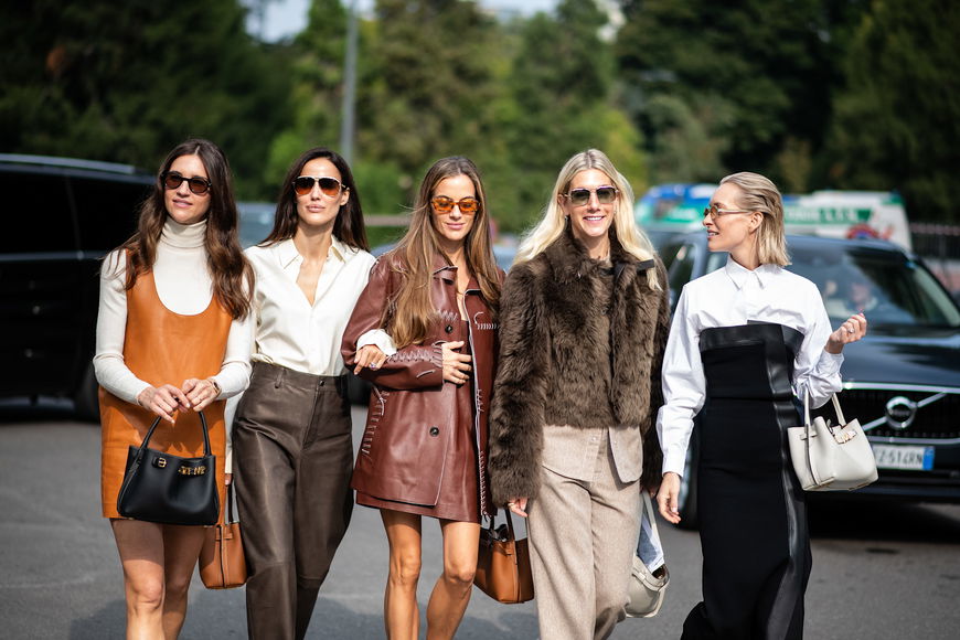 It-Girls veredeln ihre Herbst-Outfits 2026 mit dieser französischen Trend-Tasche